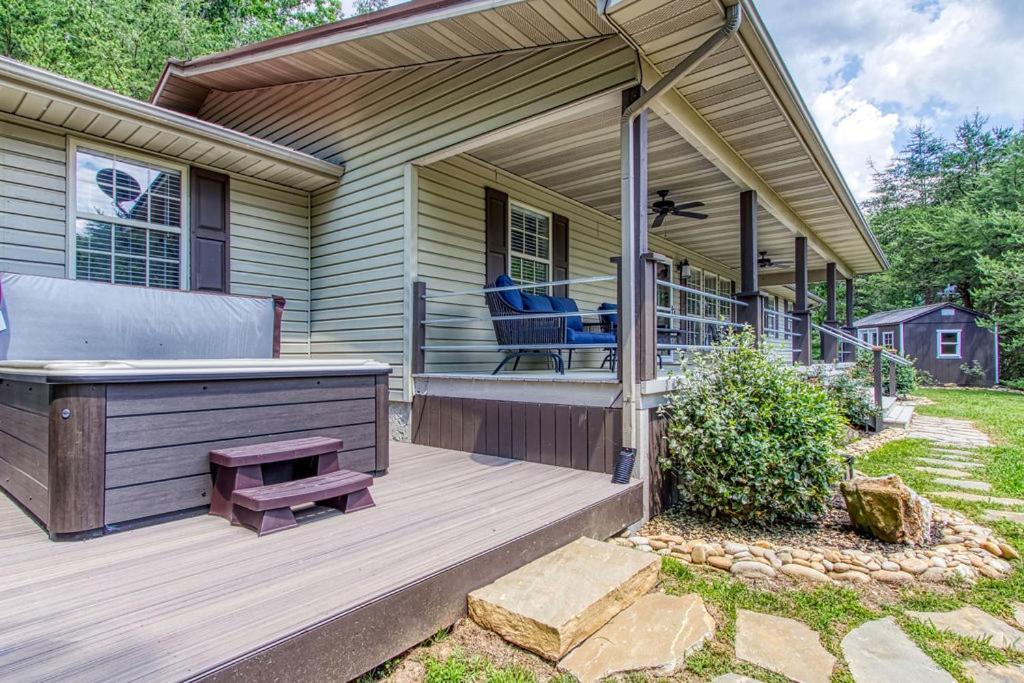 Tranquility Hollow, Indoor Pool, Game Room, 1089 Free Tickets Each Paid Day, Dollywood And More! Sevierville Luaran gambar