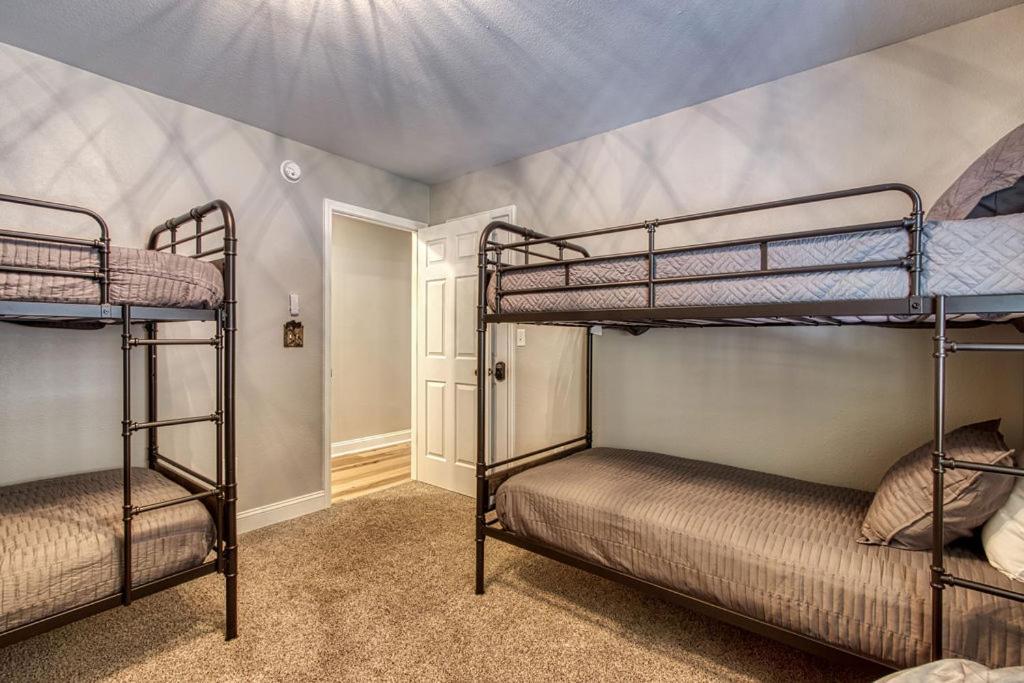Tranquility Hollow, Indoor Pool, Game Room, 1089 Free Tickets Each Paid Day, Dollywood And More! Sevierville Luaran gambar