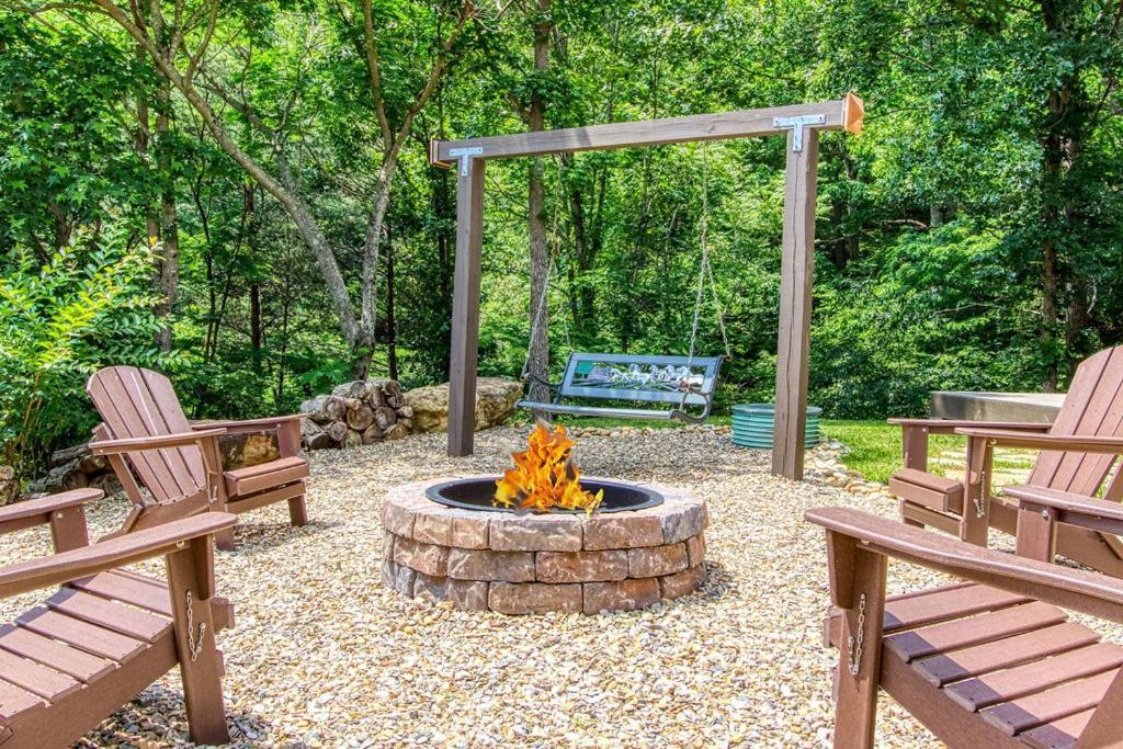 Tranquility Hollow, Indoor Pool, Game Room, 1089 Free Tickets Each Paid Day, Dollywood And More! Sevierville Luaran gambar
