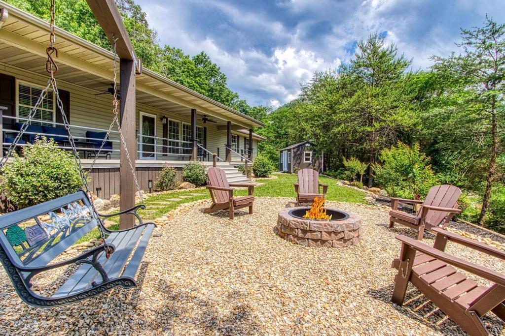 Tranquility Hollow, Indoor Pool, Game Room, 1089 Free Tickets Each Paid Day, Dollywood And More! Sevierville Luaran gambar